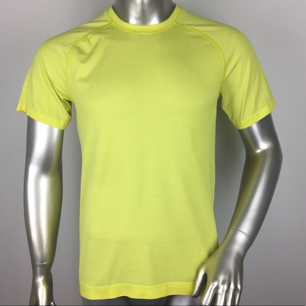 Lululemon Metal Vent Short Sleeve